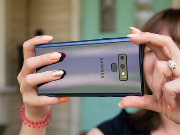 Bản cập nhật đầu tiên của Note9 cho phép người dùng lựa chọn độ dài video khi quay Super-Slow-Motion