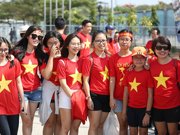 Bóng hồng Việt đổ bộ sân Wibawa Mukti tiếp lửa U23 Việt Nam