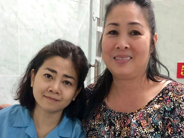'Mai Phương phải điều trị chứng mục xương, nếu không sẽ bị gãy chân'