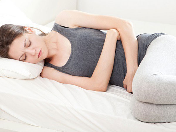 Ăn bát mì tôm con trai nấu cho mẹ ở cữ, nước mắt tôi nghẹn ngào vì uất hận