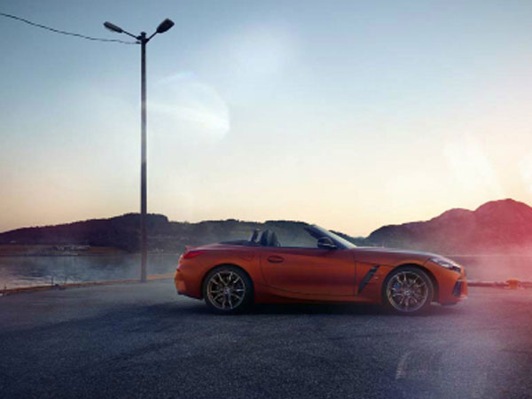 BMW Z4 2019 - xe thể thao mới cạnh tranh Audi TT