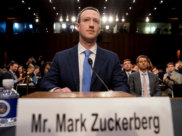Facebook đánh sập 652 tài khoản Iran, Nga trước bầu cử giữa kỳ Mỹ