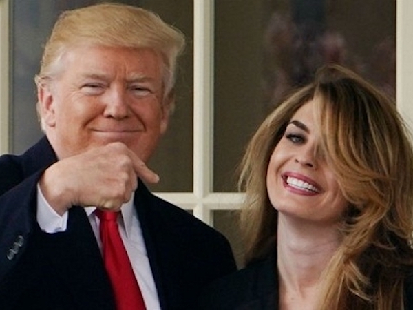 Trump bị cáo buộc tuyển cựu giám đốc truyền thông vì ngoại hình