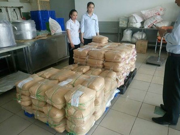 Cơm tấm Kiều Giang nói gì về 'nguyên liệu lạ'?