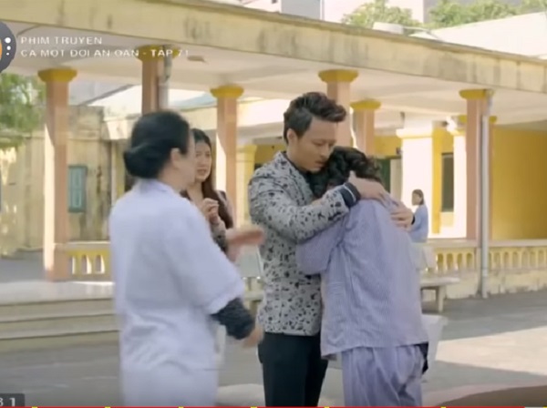 Phim Cả một đời ân oán tập 71: Diệu hóa điên, quên tất cả mọi người trừ Phong