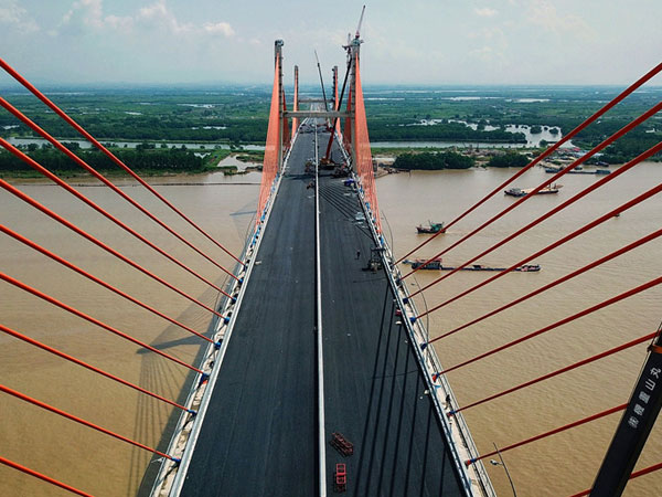 Cầu dây văng hiện đại nhất Hải Phòng trước ngày thông xe