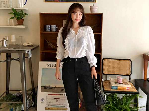 Kiểu áo sơ mi vạn nàng thích, mặc tới sở hay đi chơi đều xinh