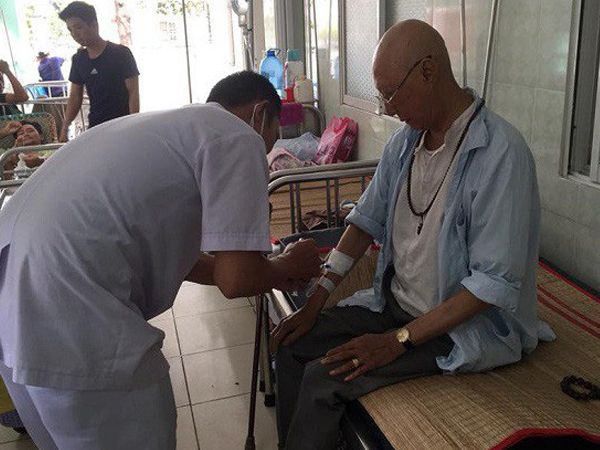 Quốc Thuận: 'Con gái chú Lê Bình bị người ta nhắn tin phản cảm, nói không hay về gia đình'