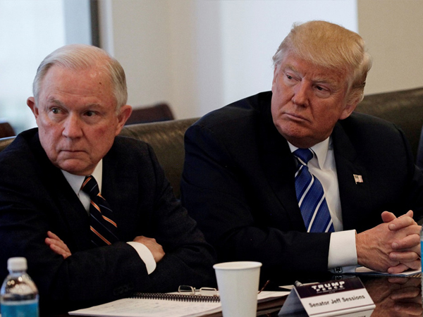 TT Trump và bộ trưởng Tư pháp khẩu chiến, phơi bày rạn nứt sâu sắc
