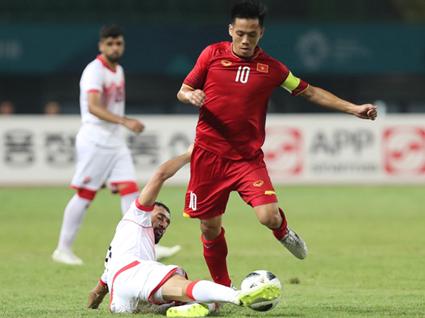 Văn Quyết: 'Việt Nam đá chưa hay như mong đợi trước Bahrain'