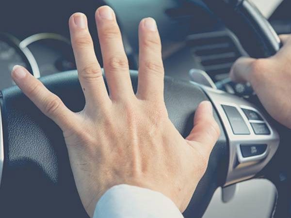 Bạn có tự nhận thấy dấu hiệu stress khi lái xe?
