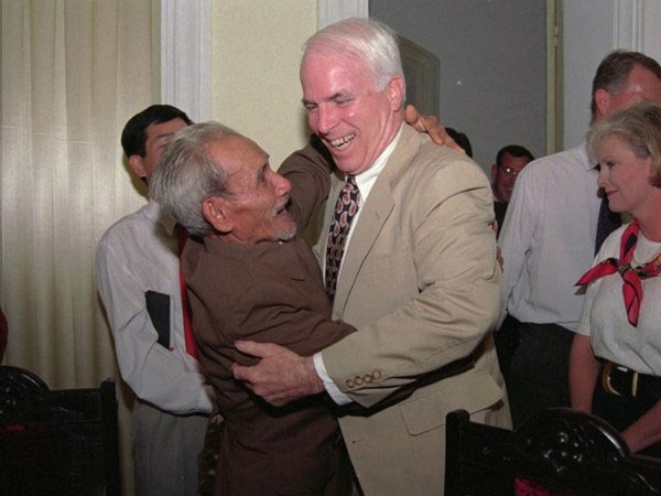 Dấu ấn của John McCain ở Việt Nam