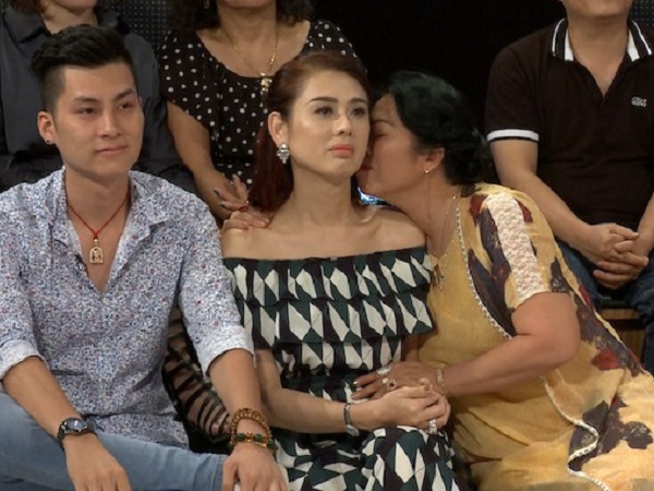 Học viện mẹ chồng tập 5: Lâm Khánh Chi bật khóc trên sóng truyền hình vì mẹ chồng thua thử thách