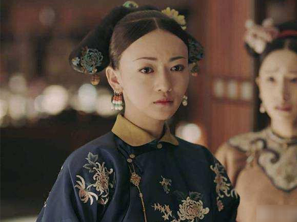 'Ngụy Anh Lạc' đứng ra xin lỗi sau khi bị truyền thông tố cáo chảnh chọe, cư xử như sao hạng A