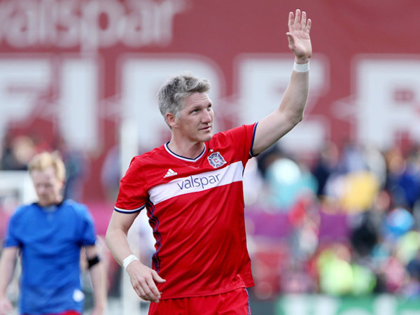 Trận đấu chia tay Bastian Schweinsteiger được livestream trên Facebook