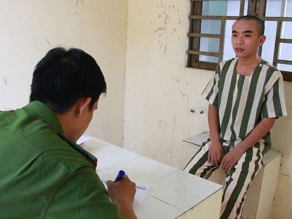 Vợ lộ bí mật ngoại tình, chồng bắt cóc 'tình địch' để tống tiền