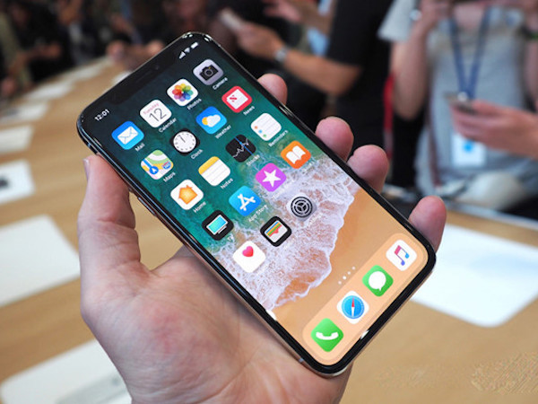 iPhone bán quá tốt, nên Apple sẽ chẳng cần phá cách