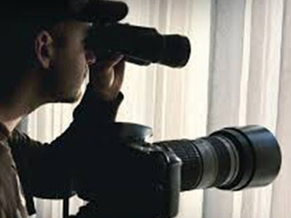 Nghề 'Cảnh sát đen' ở Đức phát đạt