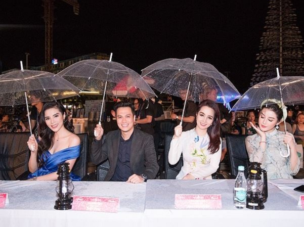 Người đẹp Thời trang của Hoa hậu Việt Nam 2018 gián đoạn vì sự cố