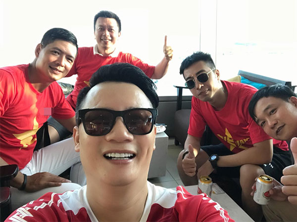 Only C, Bình Minh tới Indonesia cổ vũ Olympic Việt Nam