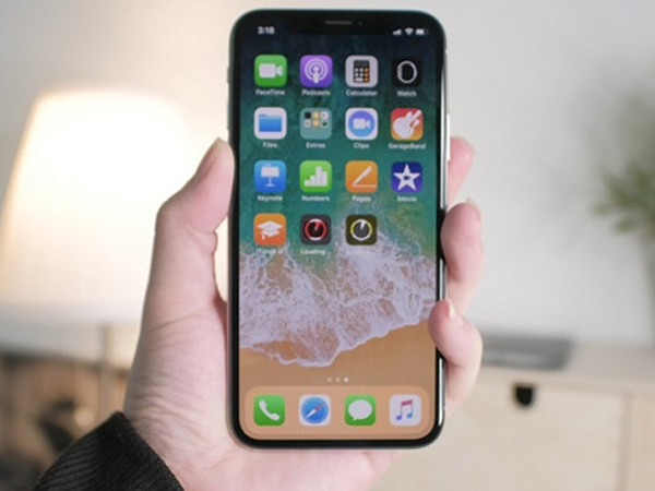Trước tháng 9, iPhone X giảm giá mạnh tại Việt Nam