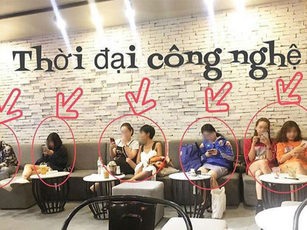 Cô gái đăng ảnh đáng suy ngẫm về thời đại công nghệ và thế hệ cúi đầu, ngờ đâu bị chỉ trích dữ dội