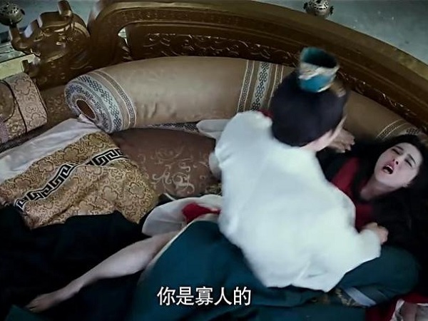 Phim có cảnh vua cưỡng hiếp của Phạm Băng Băng bị cấm chiếu, mất cơ hội 'tranh đấu' cùng nữ chính Diên Hy Công Lược?