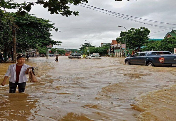 Sơn La: Quốc lộ 6 ngập nước và sạt lở, gây ách tắc nghiêm trọng