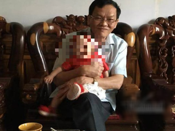 Đắk Nông:  Tuổi xế chiều, cán bộ Tỉnh ủy bị bồ 'quậy' đòi tiền nuôi con