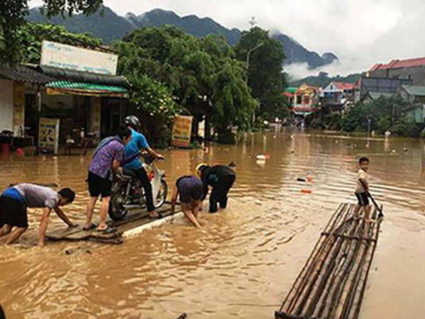 Đứt cáp quang, huyện biên giới ở Thanh Hóa mất liên lạc