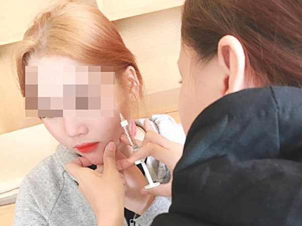 Lạm dụng filler, tế bào gốc xách tay: Làm đẹp biến thành thảm họa