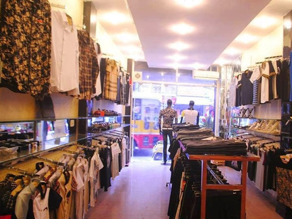 Nhân dân tệ tăng giá mạnh: Dân đánh hàng Tàu 'méo mặt'