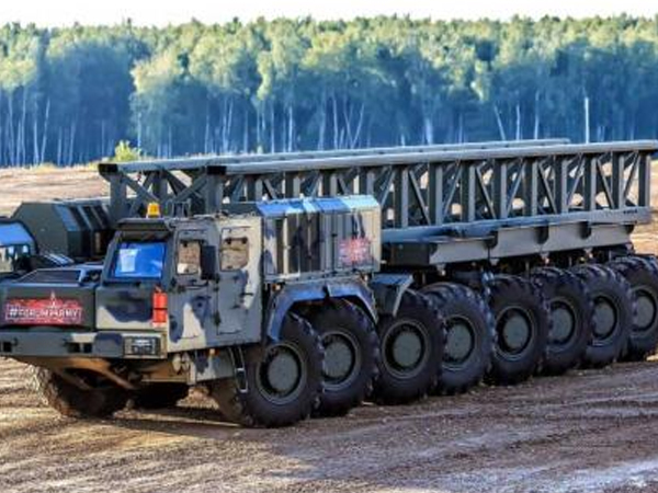 Siêu xe KamAZ-7850 Nga không nghe người điều khiển