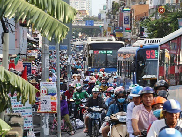 Video: Giao thông tại bến xe Mỹ Đình ngày làm việc cuối trước kì nghỉ 2/9
