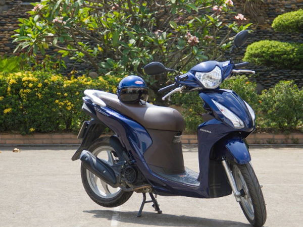 Xe tay ga đẹp, giá 'mềm' cho nữ sinh viên mùa tựu trường