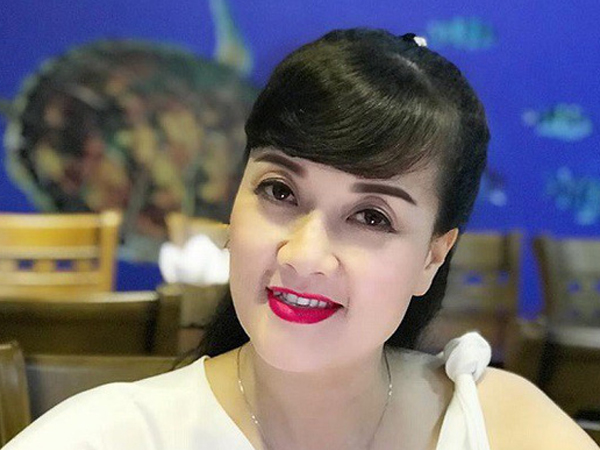 Vân Dung lên tiếng về tin đồn âm thầm ly hôn chồng từ nhiều năm trước