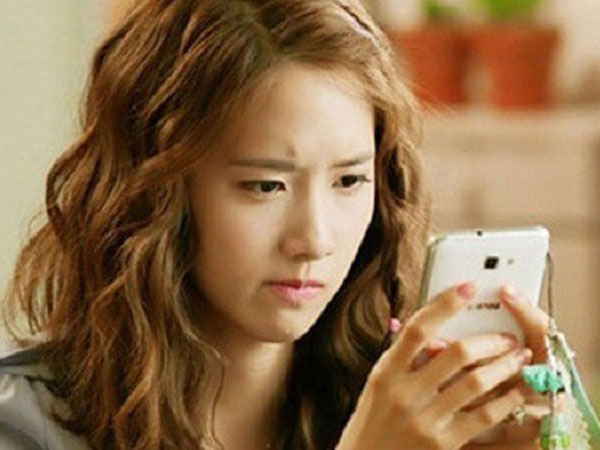 Vợ tung chiêu đơn giản mà 'cực độc' khiến bồ cũ bám chồng dai như đỉa tức khắc 'lặn không sủi tăm'