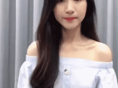 Hòa Minzy cúi đầu xin lỗi fan BTS vì bị chỉ trích xâm phạm đời tư