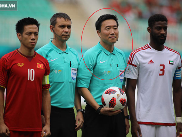 Trọng tài Hàn Quốc bắt trận đấu của U23 Việt Nam có nguy cơ mất nghiệp