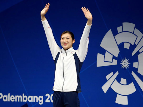 Siêu nhân ASIAD vàng đeo trĩu cổ: Mỹ nhân 18 tuổi 6 HCV, 6 kỷ lục
