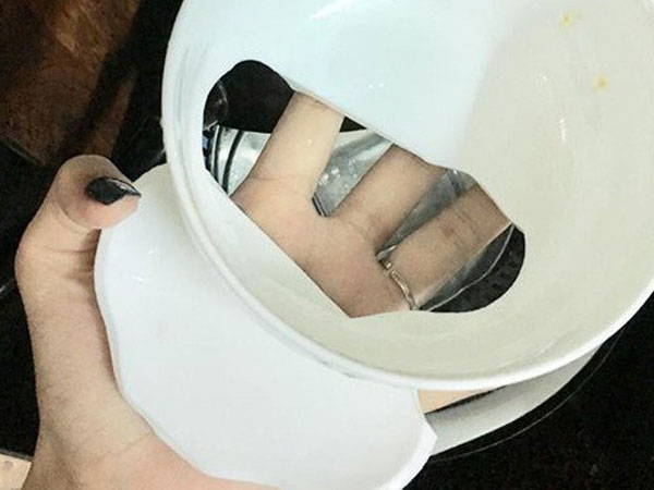 Dâu trẻ kể chuyện vừa lần đầu ra mắt nhà chồng đã làm vỡ đĩa, dân mạng không chê cười còn khen 'đẳng cấp'