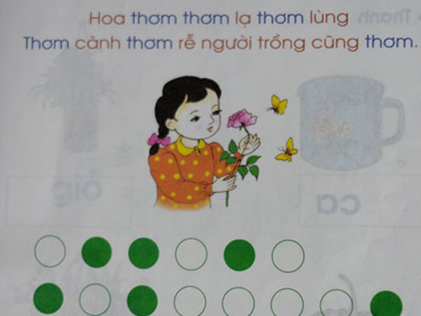 Đánh vần theo sách Công nghệ Giáo dục khác sách đại trà thế nào?