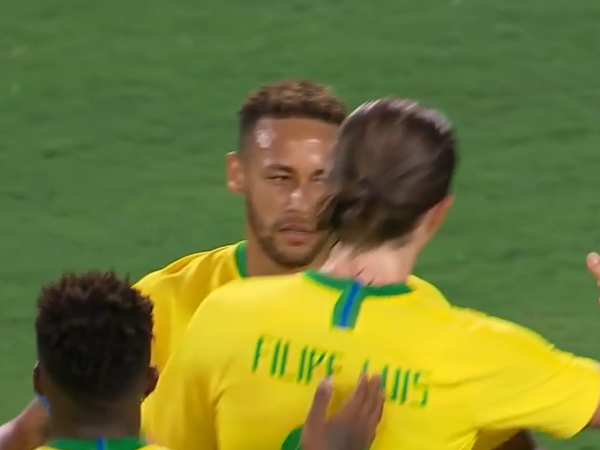 Mỹ 0-2 Brazil: Firmino và Neymar nổ súng, Brazil nhẹ nhàng hạ gục Mỹ