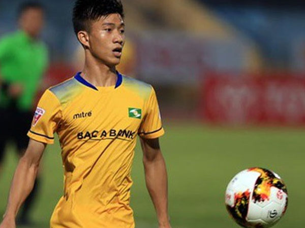 Phan Văn Đức có thể lỡ hẹn với phần còn lại của V.League 2018