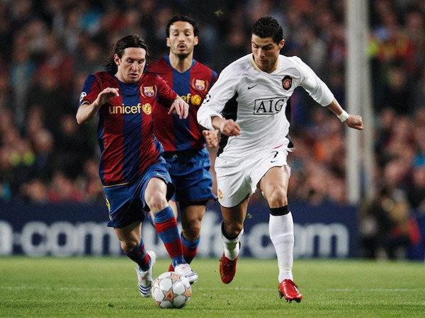 Ronaldo: 'Messi không thể nào đẹp trai bằng tôi'
