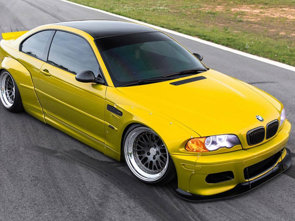 BMW M3 E46 lột xác với gói độ Widebody Rocketbunny