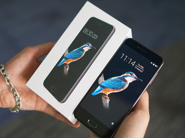 Bphone 3 có chống nước, màn hình lớn hơn Bphone 2017?