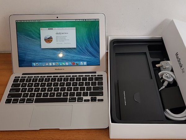 Giải mã bí ẩn MacBook cũ tại Việt Nam 'đắt giá' hơn laptop mới