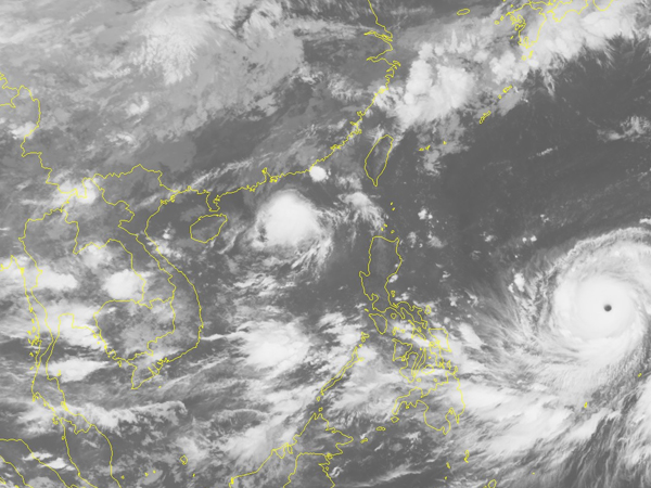 Bão số 5 tiến thẳng vùng biển Quảng Ninh - Nam Định, siêu bão Mangkhut 'nối gót' vào biển Đông