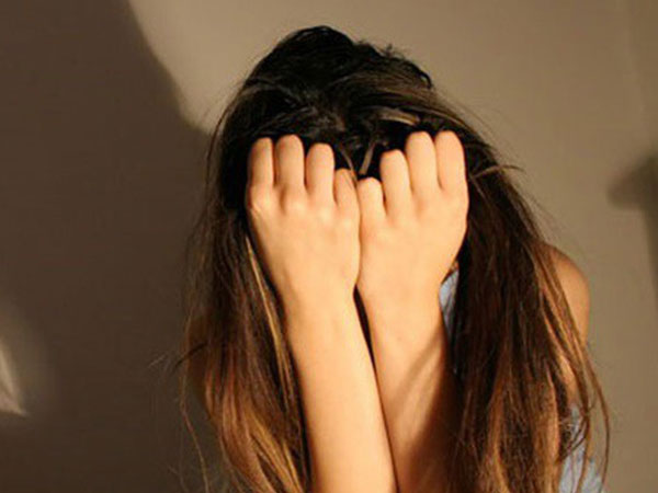 Hứa lớn lên sẽ lấy làm vợ, 'yêu râu xanh' nhiều lần hiếp dâm bé gái